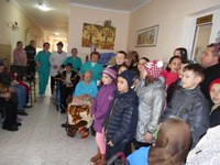 Activităţi filantropice ale tinerilor din Parohia Popeşti