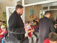 Activități filantropice în prag de sărbători în Protopopiatul Tinca