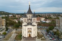 Ajutor material în valoare de 622.046 lei oferit de Episcopia Oradiei celor afectați de pandemie