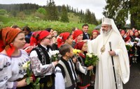 Iubirea reciprocă dintre copii şi părinți – binecuvântare şi bucurie pentru familie