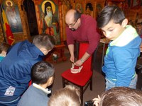 Lecție de igienă și profilaxie dentară pentru copiii din cadrul  Centrului Educațional-Inovativ din Husasău de Criș