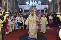Liturghie arhierească în biserica parohială din Tărian