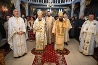 Liturghie arhierească și lansare de carte la Parohia Sântandrei I