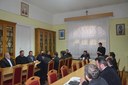 Membrii Consiliului Eparhial al Episcopiei Oradiei reuniți în ședință