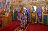 Patriarhul Daniel: Postul Mare este şcoală duhovnicească a înfrânării şi a pocăinţei 