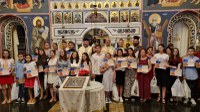 Performanța învățăceilor de la  Liceul Ortodox „Episcop Roman Ciorogariu” din Oradea răsplătită de Biserică