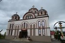 Prima Liturghie arhierească în biserica Sfântului Vasile și a Sfintei Ecaterina din cartierul orădean Grigorescu