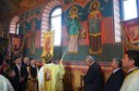 Sfințire de pictură și Liturghie arhierească în Parohia Rohani