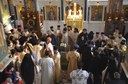 Slujbă de pomenire la Mănăstirea Izbuc, la un an de la înveșnicirea doamnei Maria Drincec, mama Episcopului Oradiei