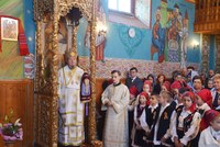 Slujire arhierească și manifestare culturală dedicată satului românesc la Vadu Crișului