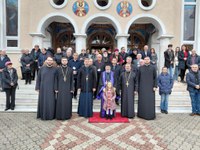 Taina vindecării femeii gârbove.  Credința care nu îndrăznește să ceară nimic, dar primește totul