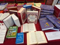 Ziua Bibliei, celebrată prin expoziție și lectură la Liceul Ortodox „Episcop Roman Ciorogariu” din Oradea